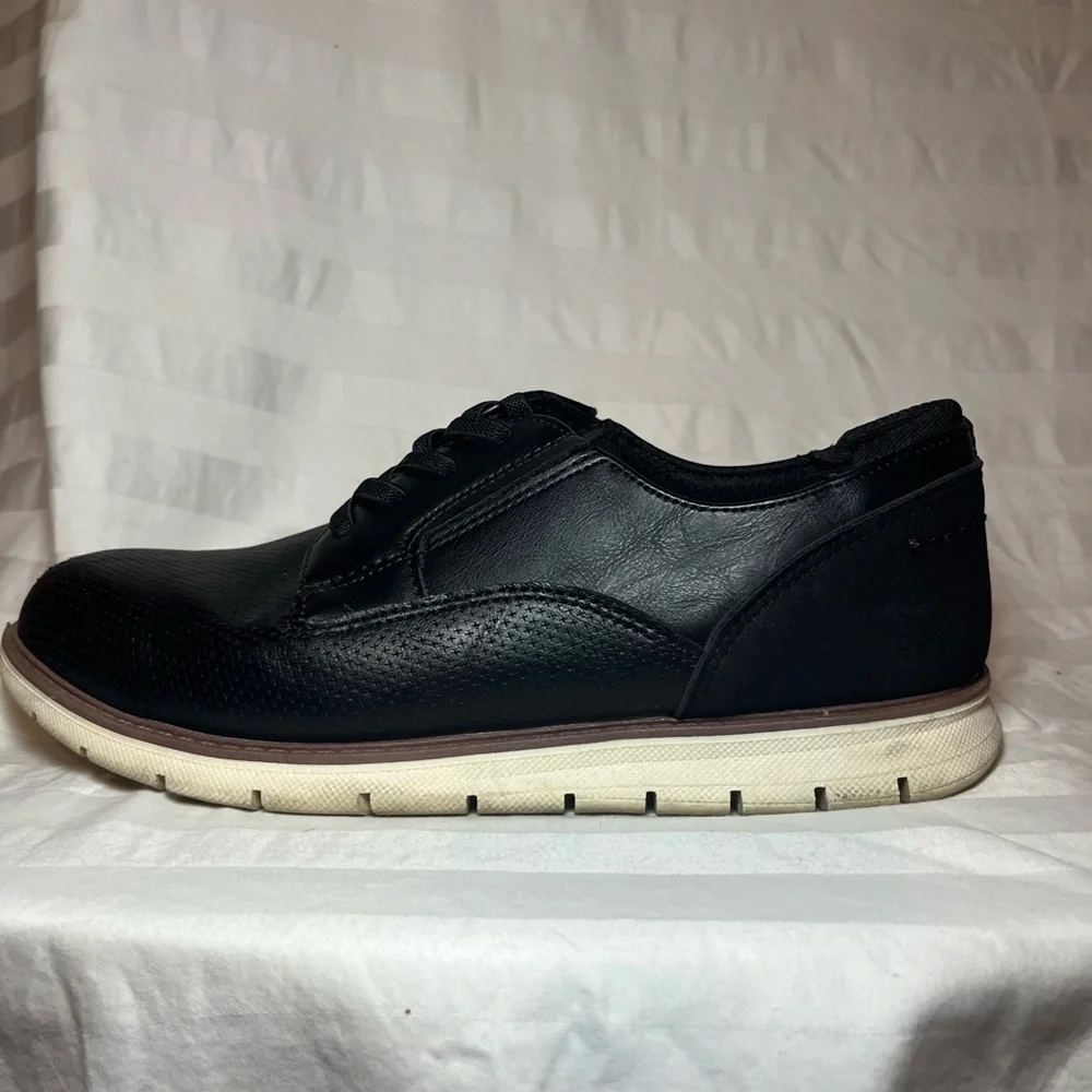 Crown Vintage Boys Black Lace Up Perforated Hybrid Dress Shoes Sneakers